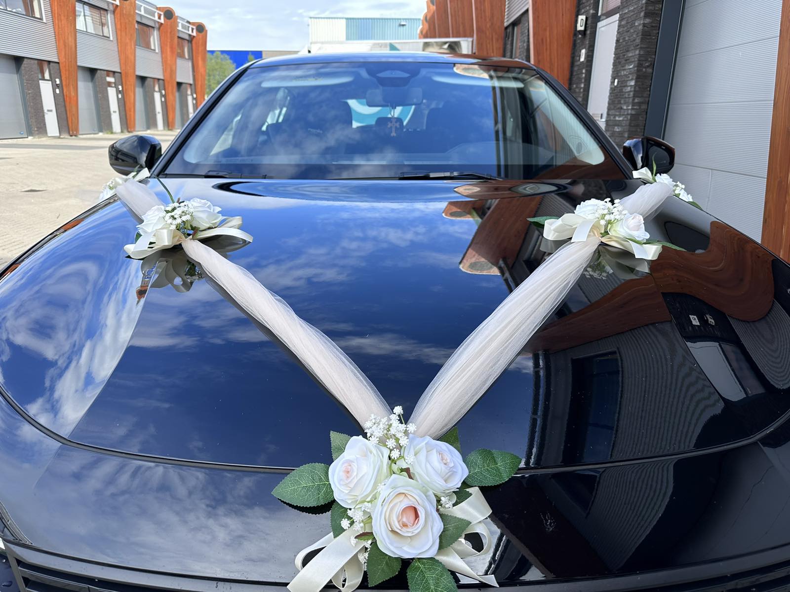 Luxe Trouwauto Decoratie: DOROTHA CHAMPAGNE