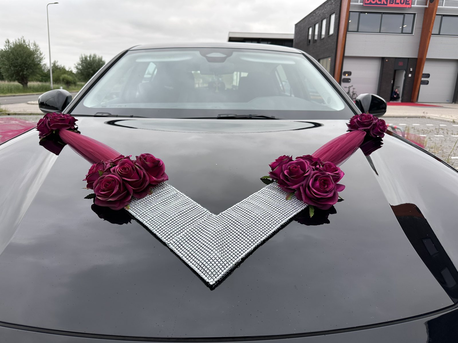 Luxe Trouwauto Decoratie: LORENZA