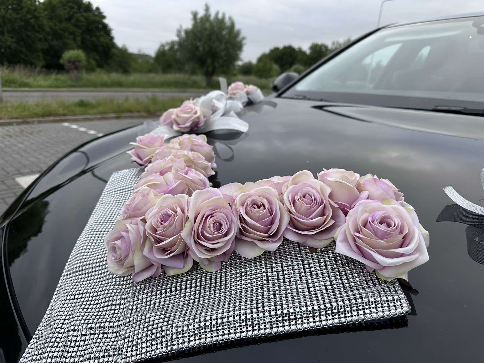 Luxe Trouwauto Decoratie: RICARDA