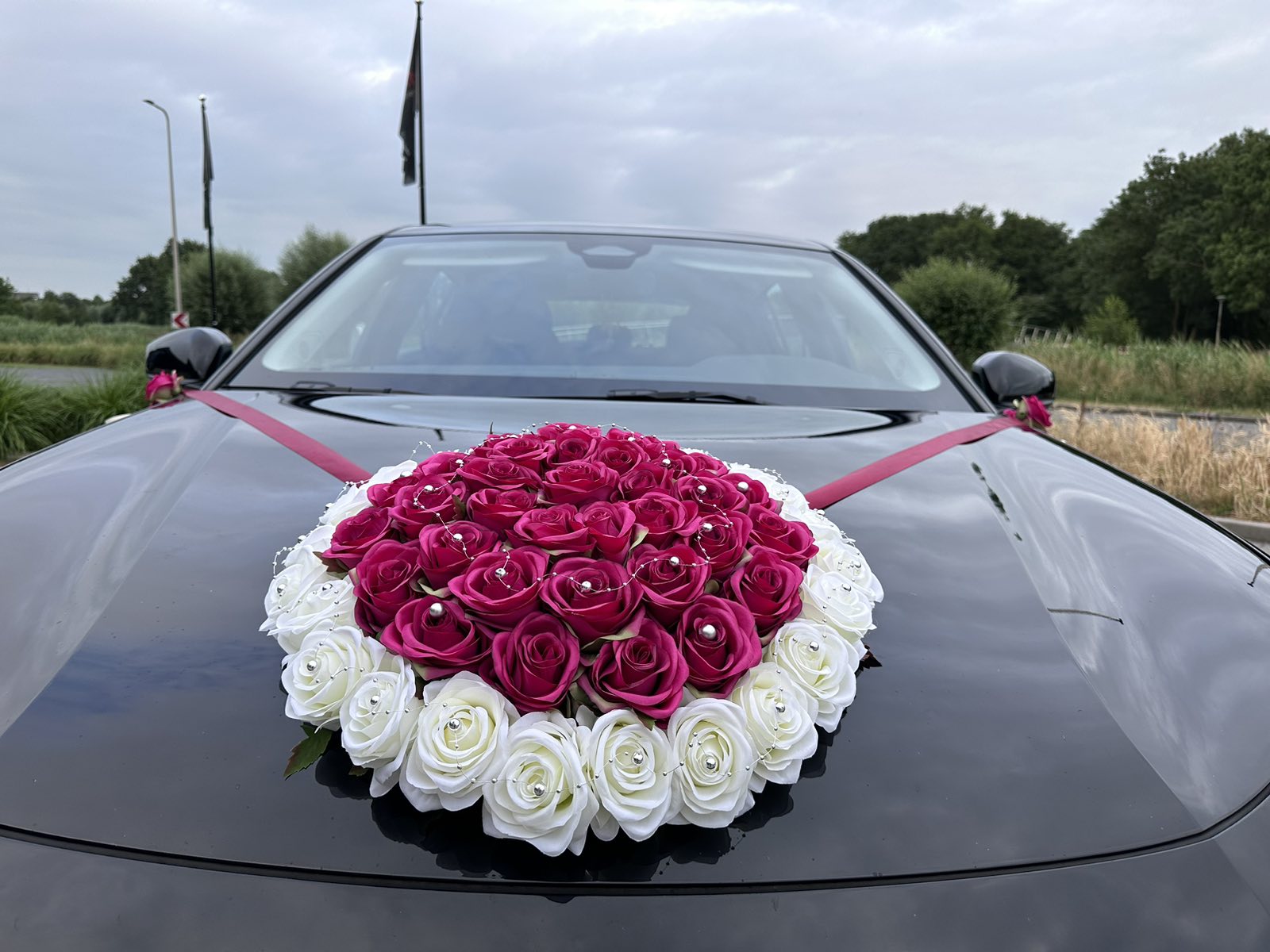 Luxe Trouwauto Decoratie: EVA