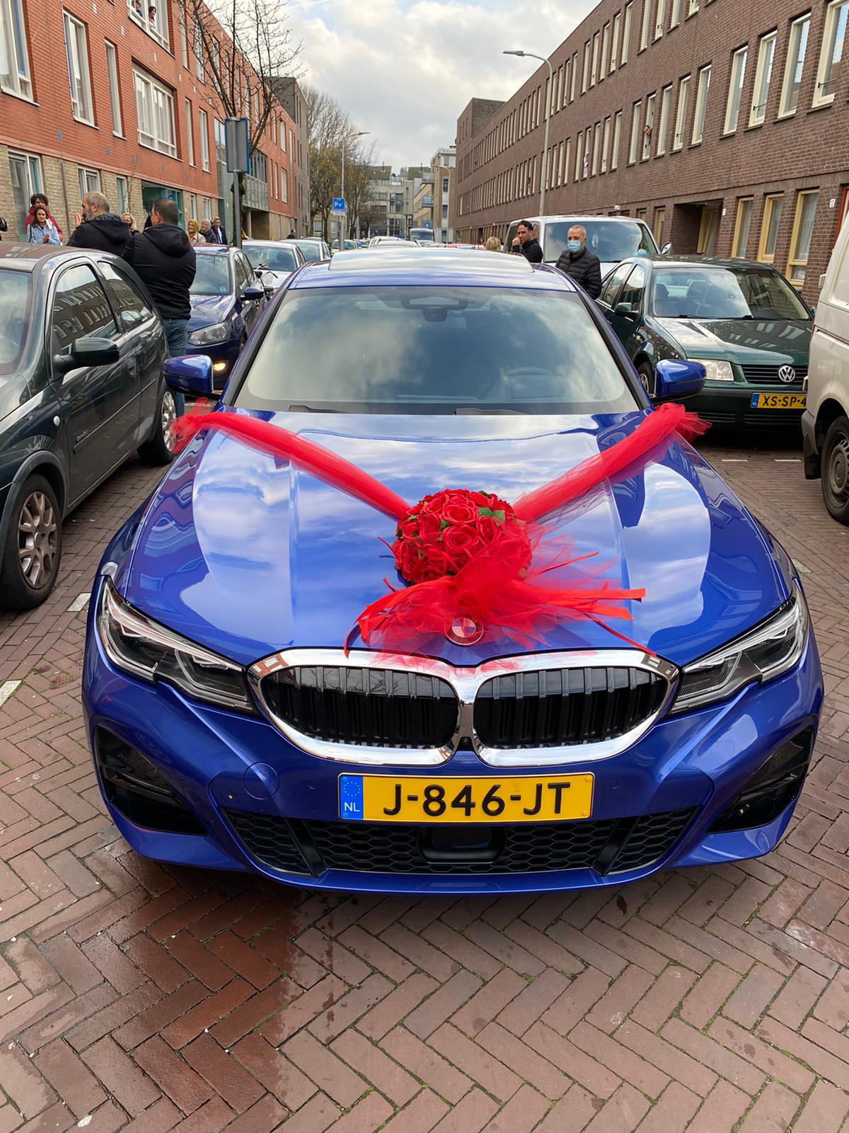 Luxe Trouwauto Decoratie: CARMEN