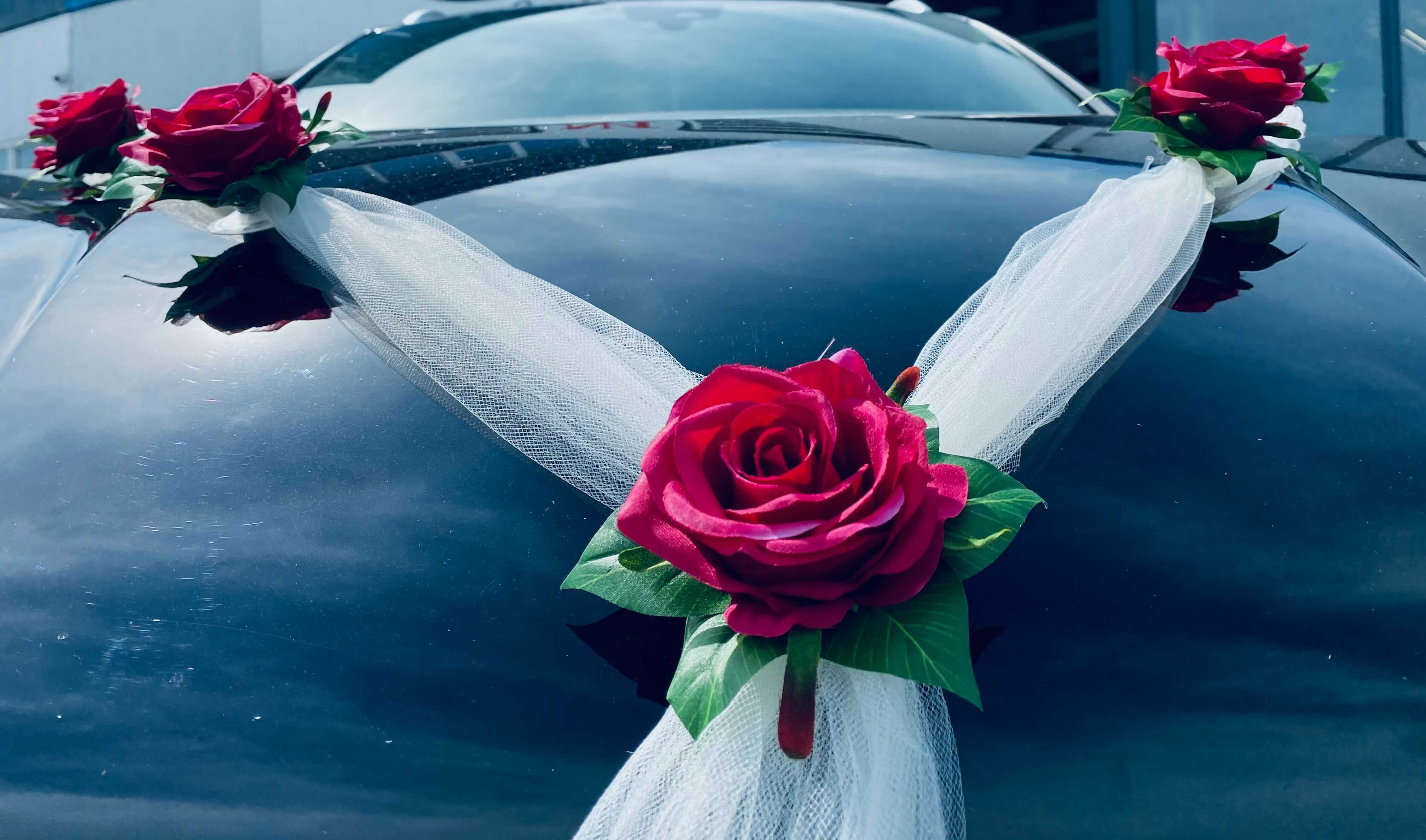 Luxe Trouwauto Decoratie: XOLA