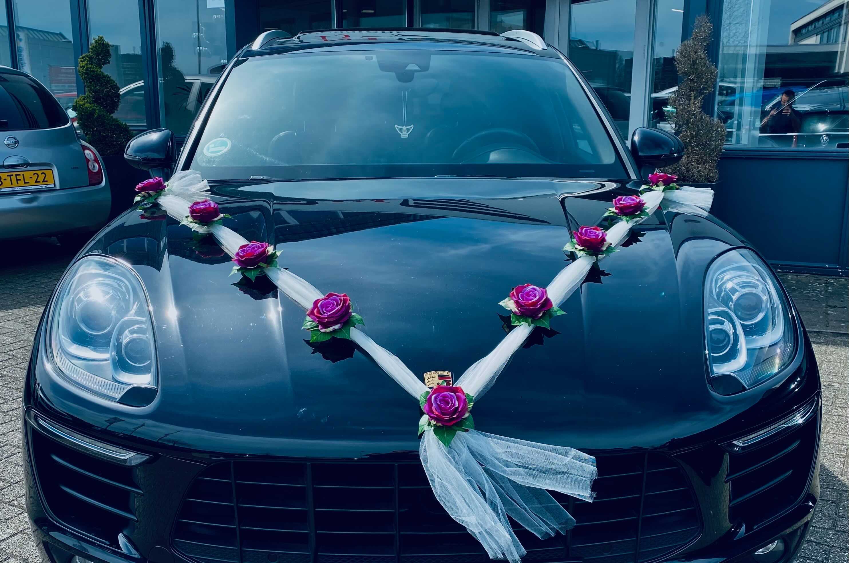 Luxe Trouwauto Decoratie: MELANIA