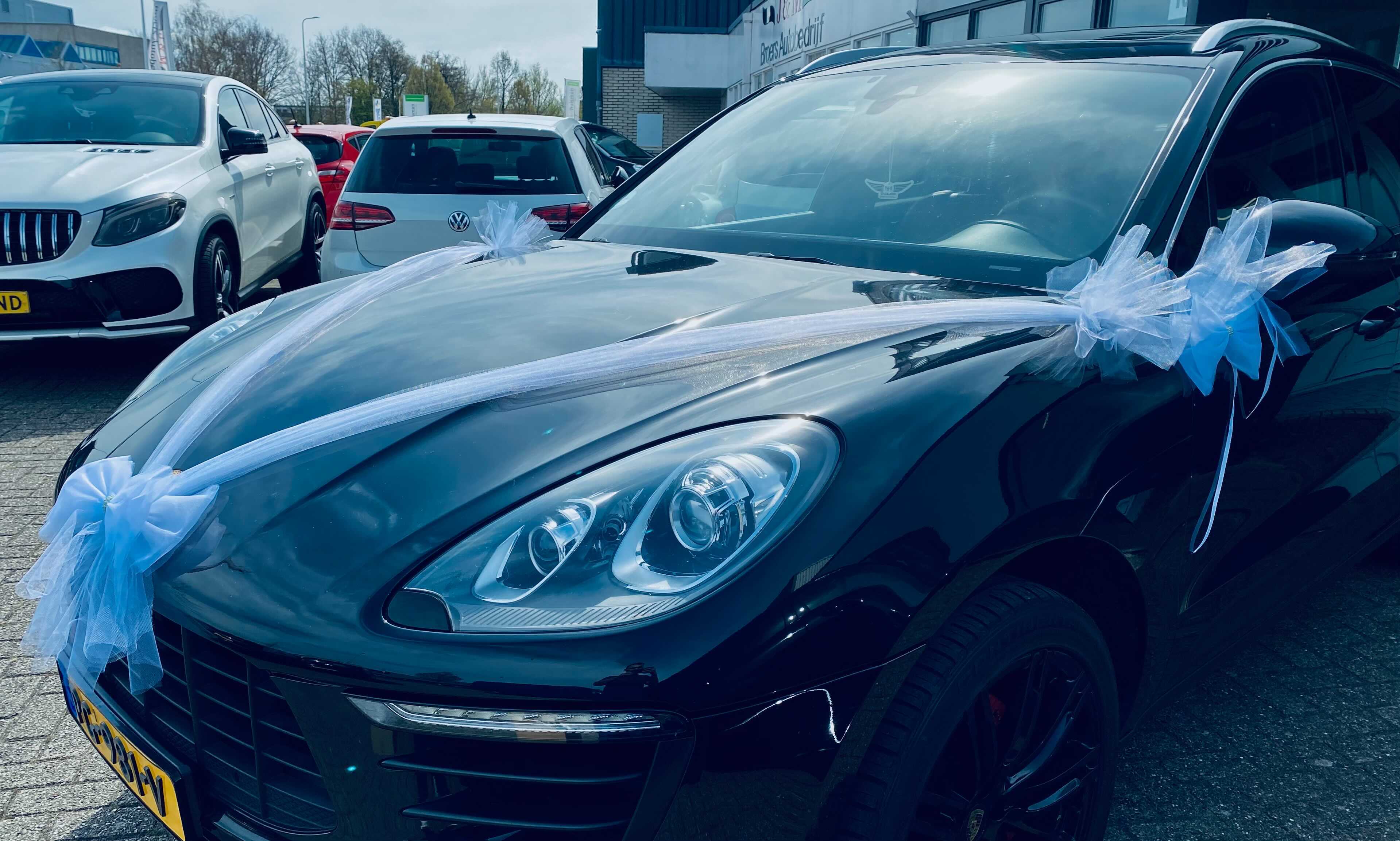 Luxe Trouwauto Decoratie: LORITA