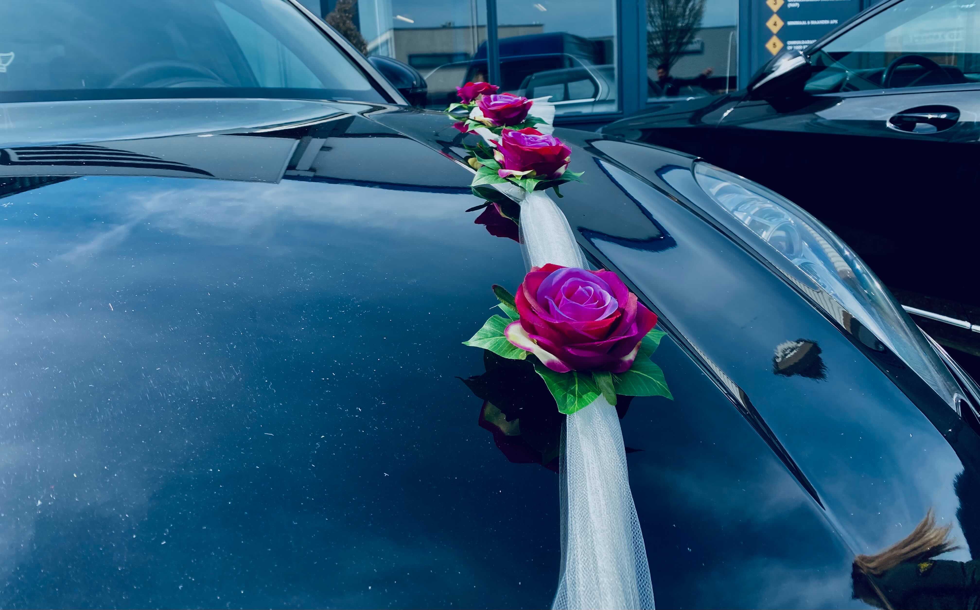 Luxe Trouwauto Decoratie: MELANIA