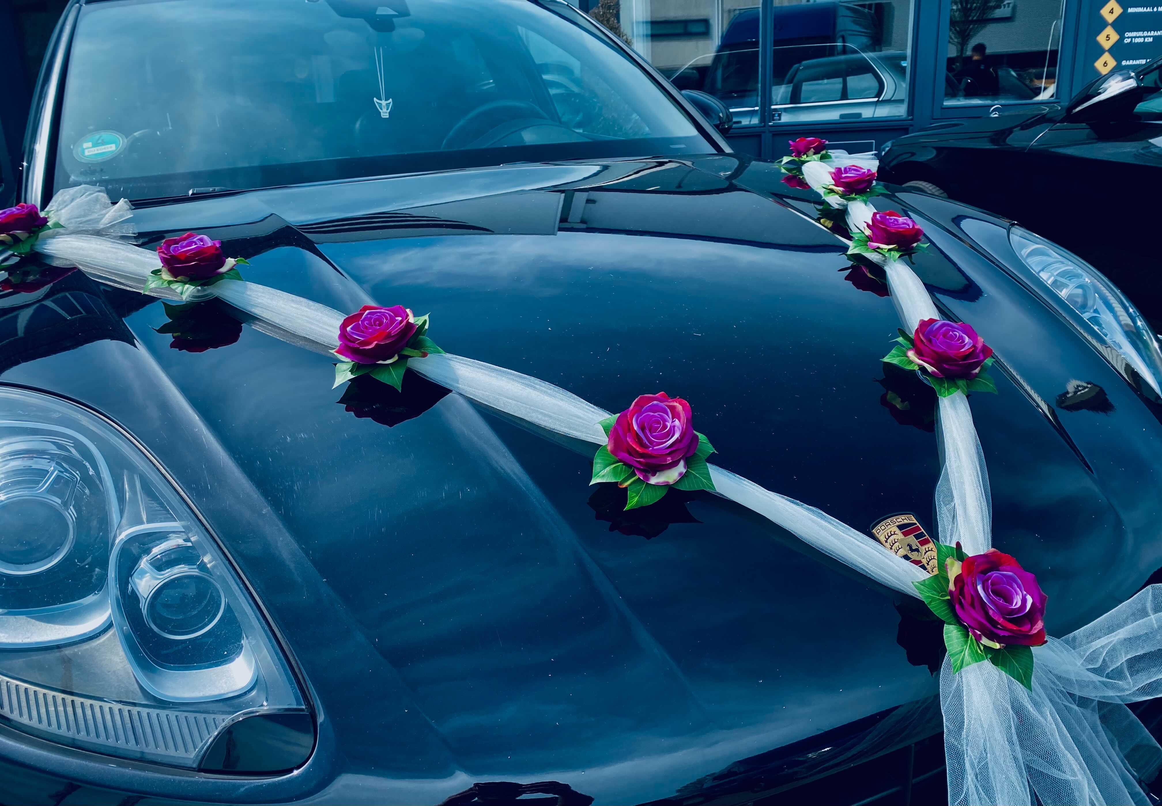 Luxe Trouwauto Decoratie: MELANIA