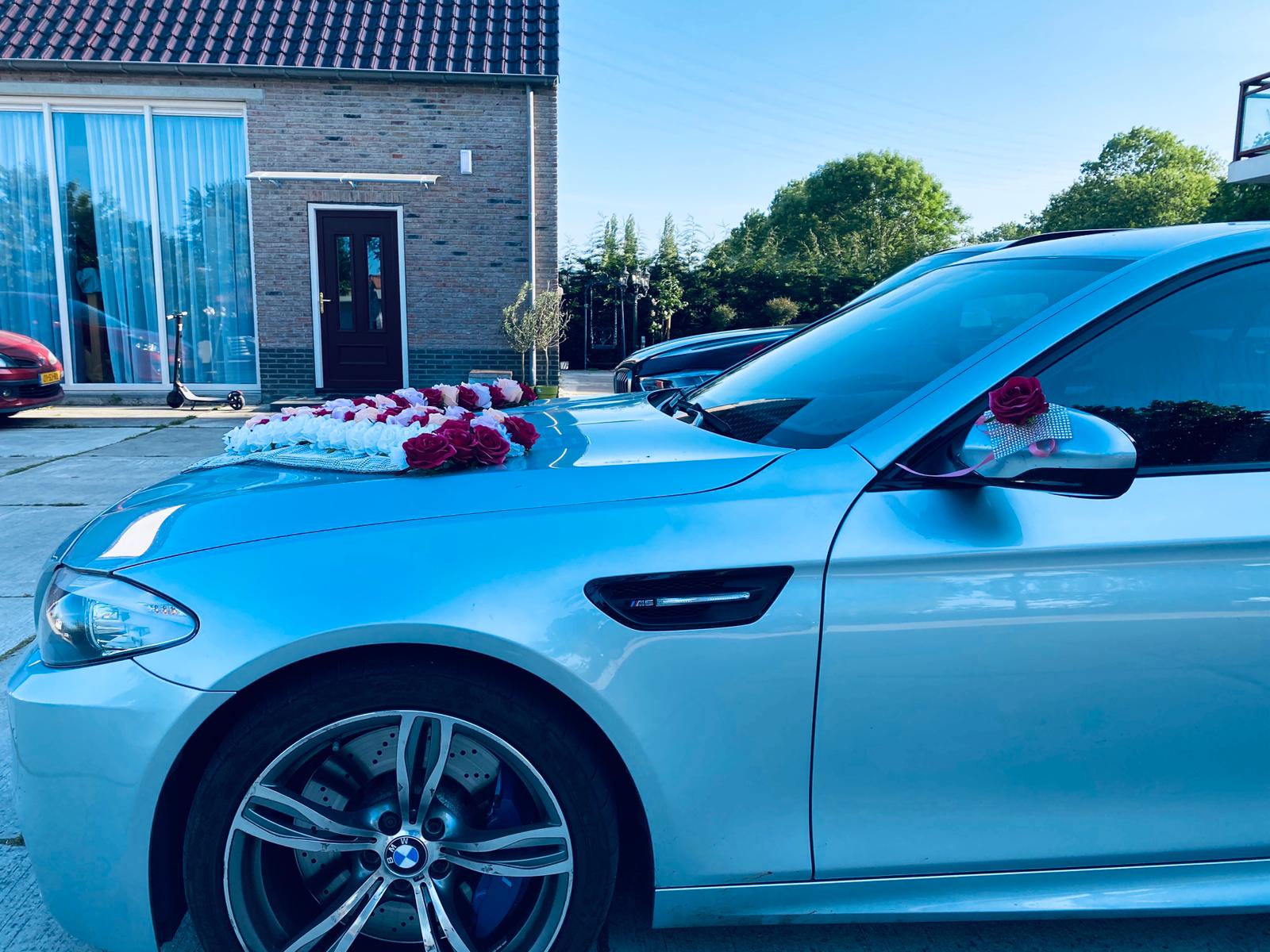 Luxe Trouwauto Decoratie: EVERA