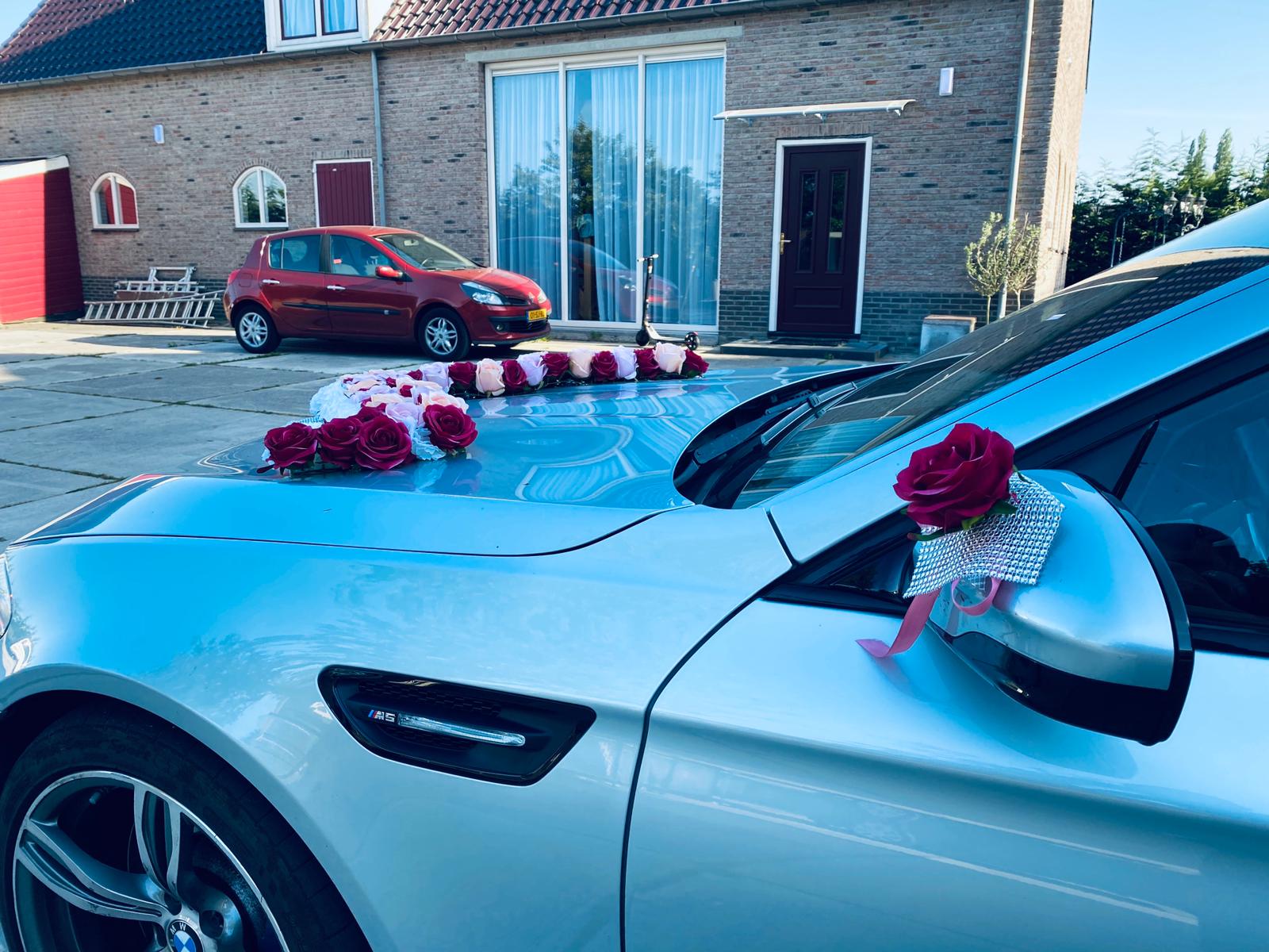 Luxe Trouwauto Decoratie: EVERA