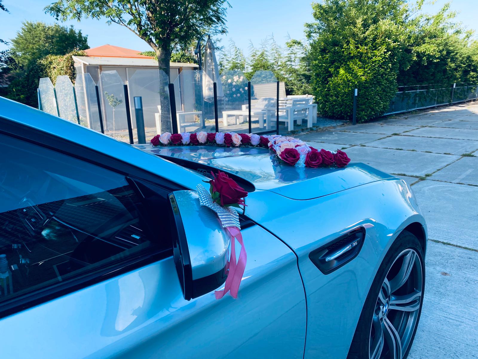 Luxe Trouwauto Decoratie: EVERA