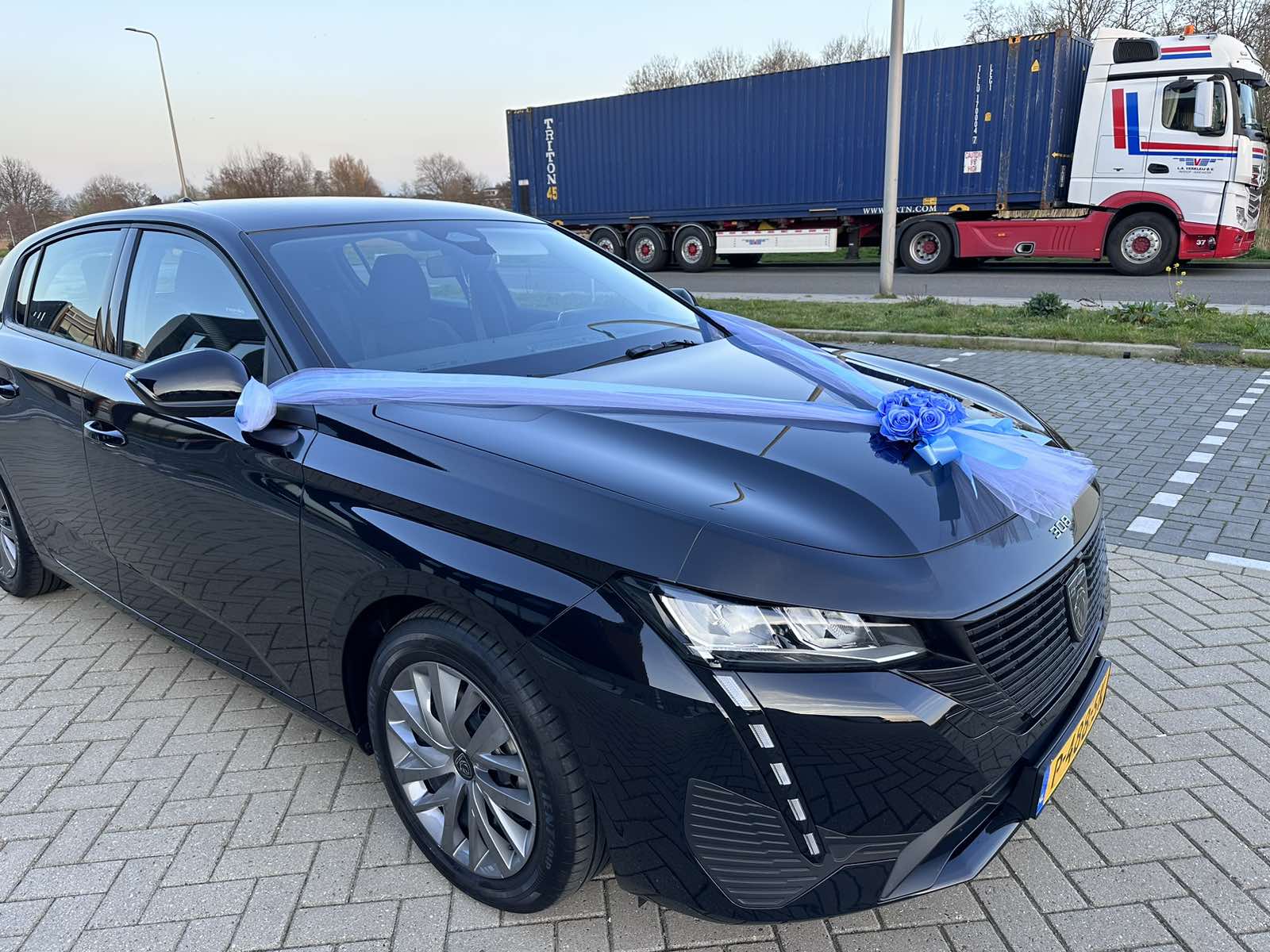 Luxe Trouwauto Decoratie: ALMA LICHT BLAUW