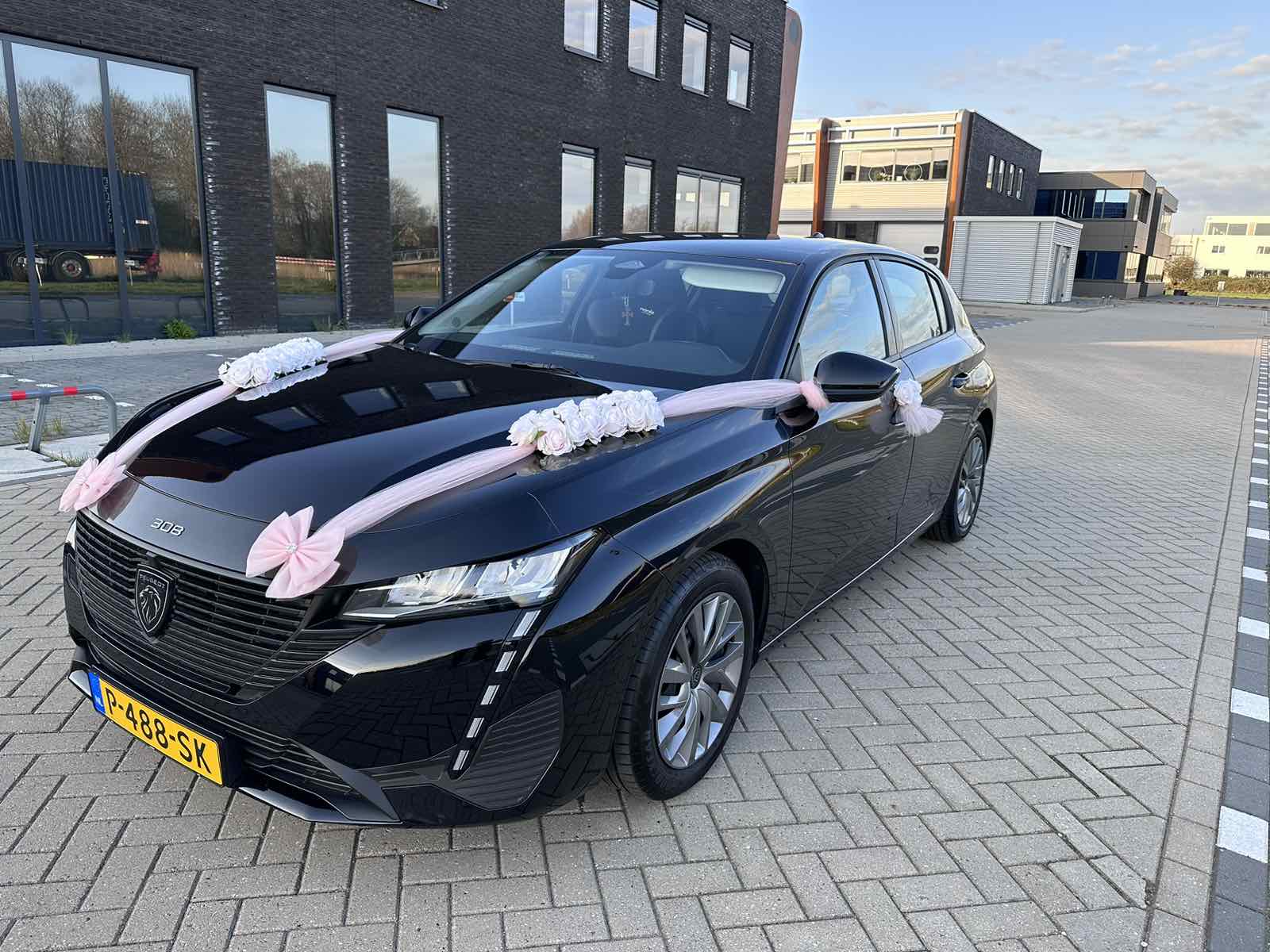 Luxe Trouwauto Decoratie: FLAVIA