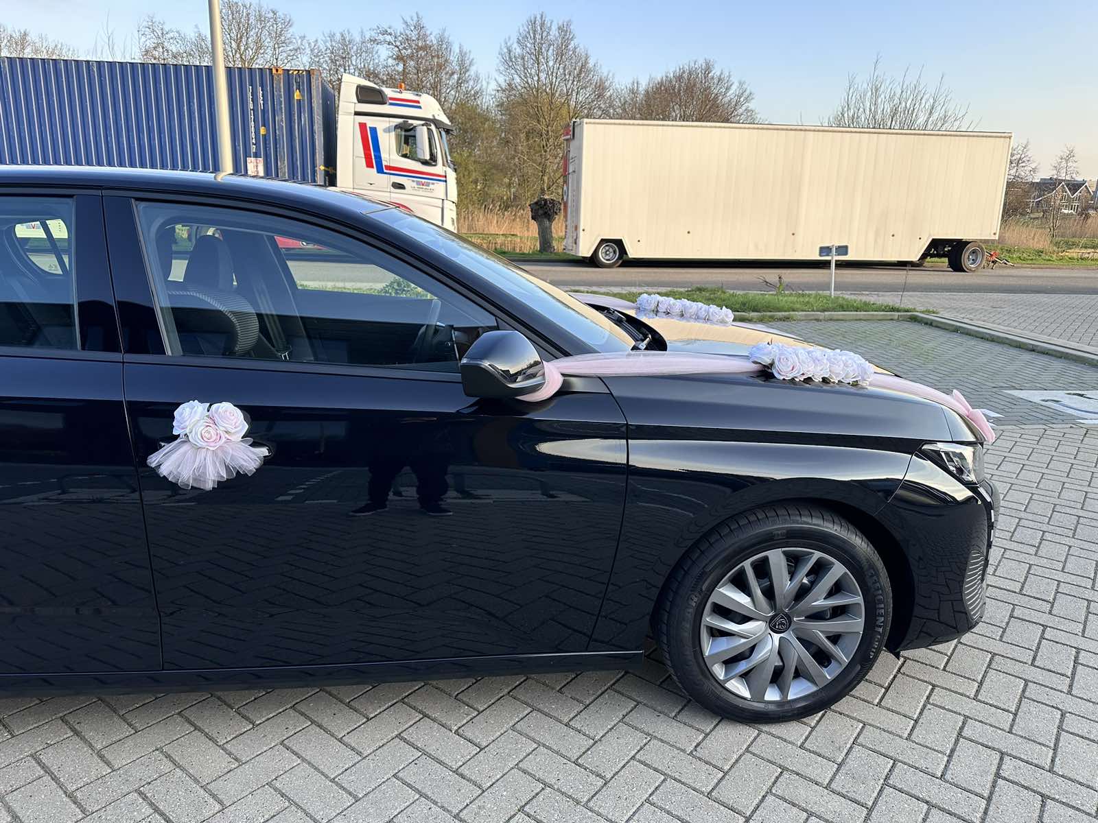 Luxe Trouwauto Decoratie: FLAVIA