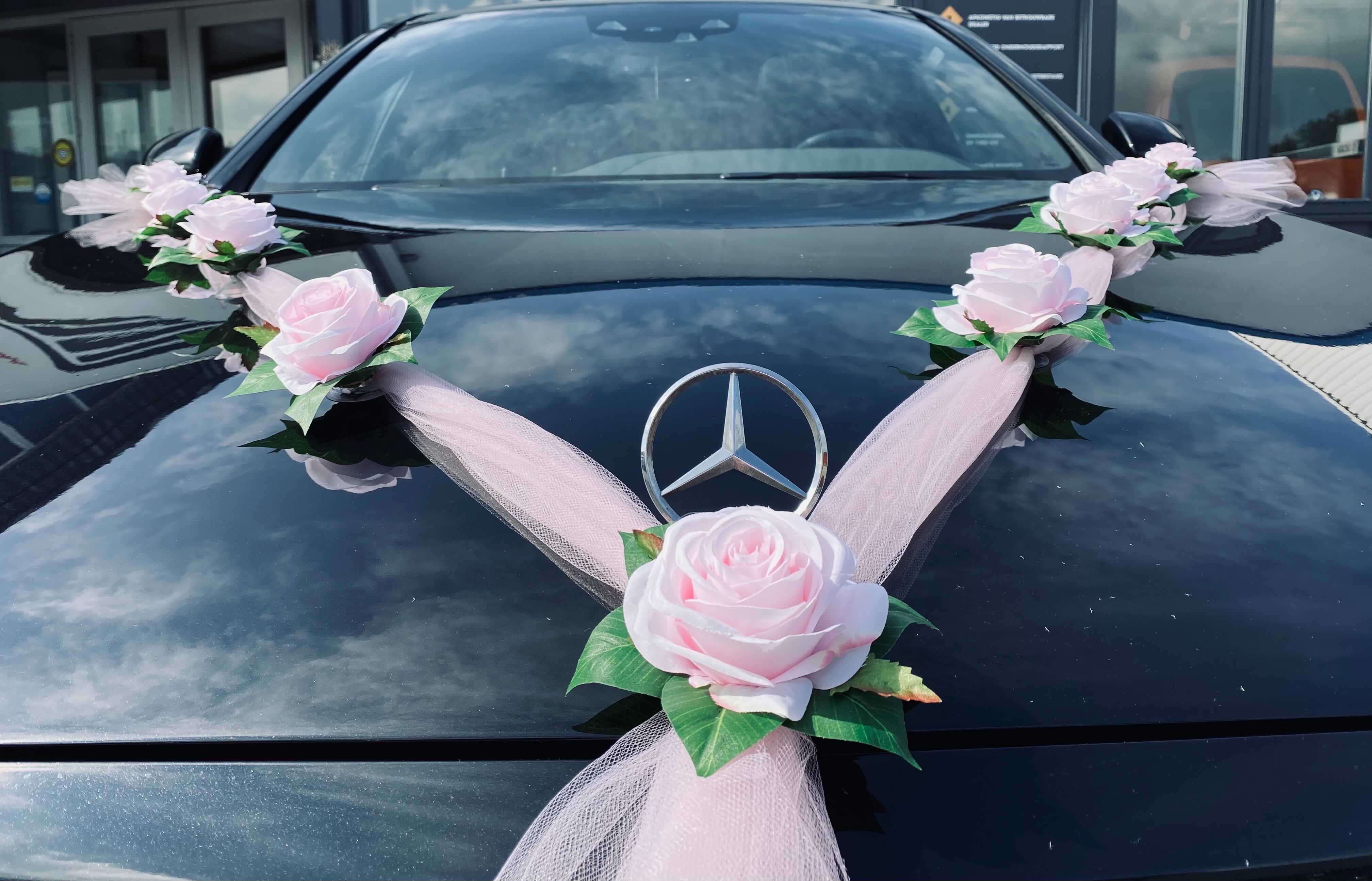 Luxe Trouwauto Decoratie: DRINA