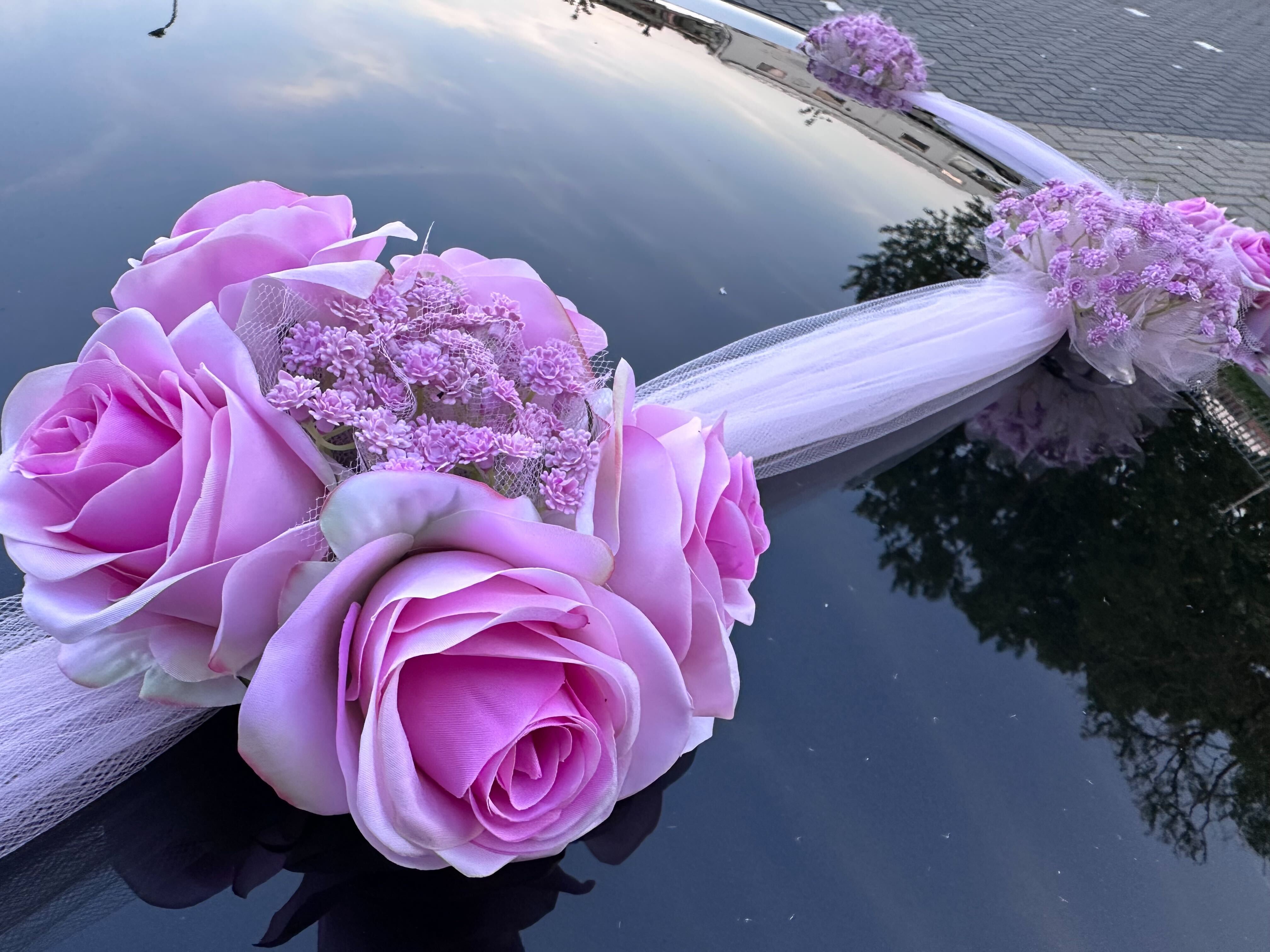 Luxe Trouwauto Decoratie: BRITNEY