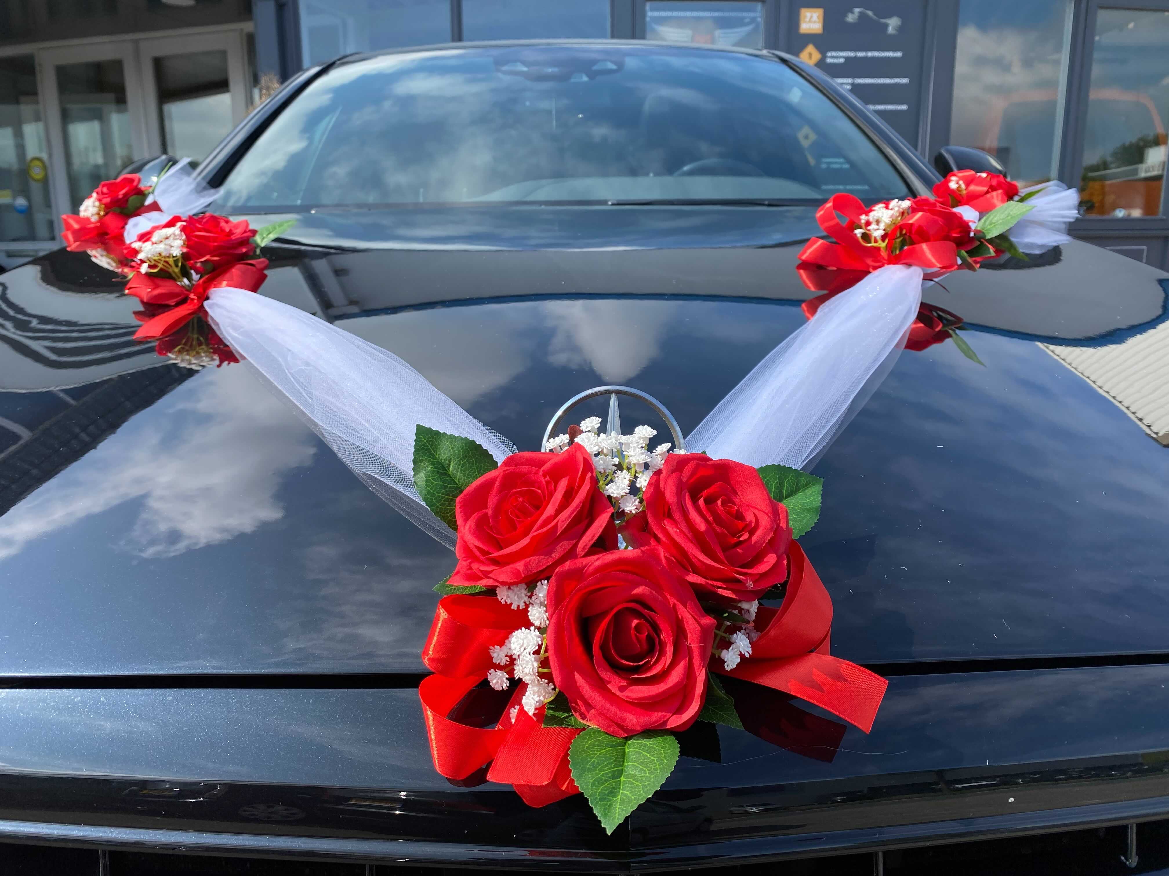 Luxe Trouwauto Decoratie: DOROTHA