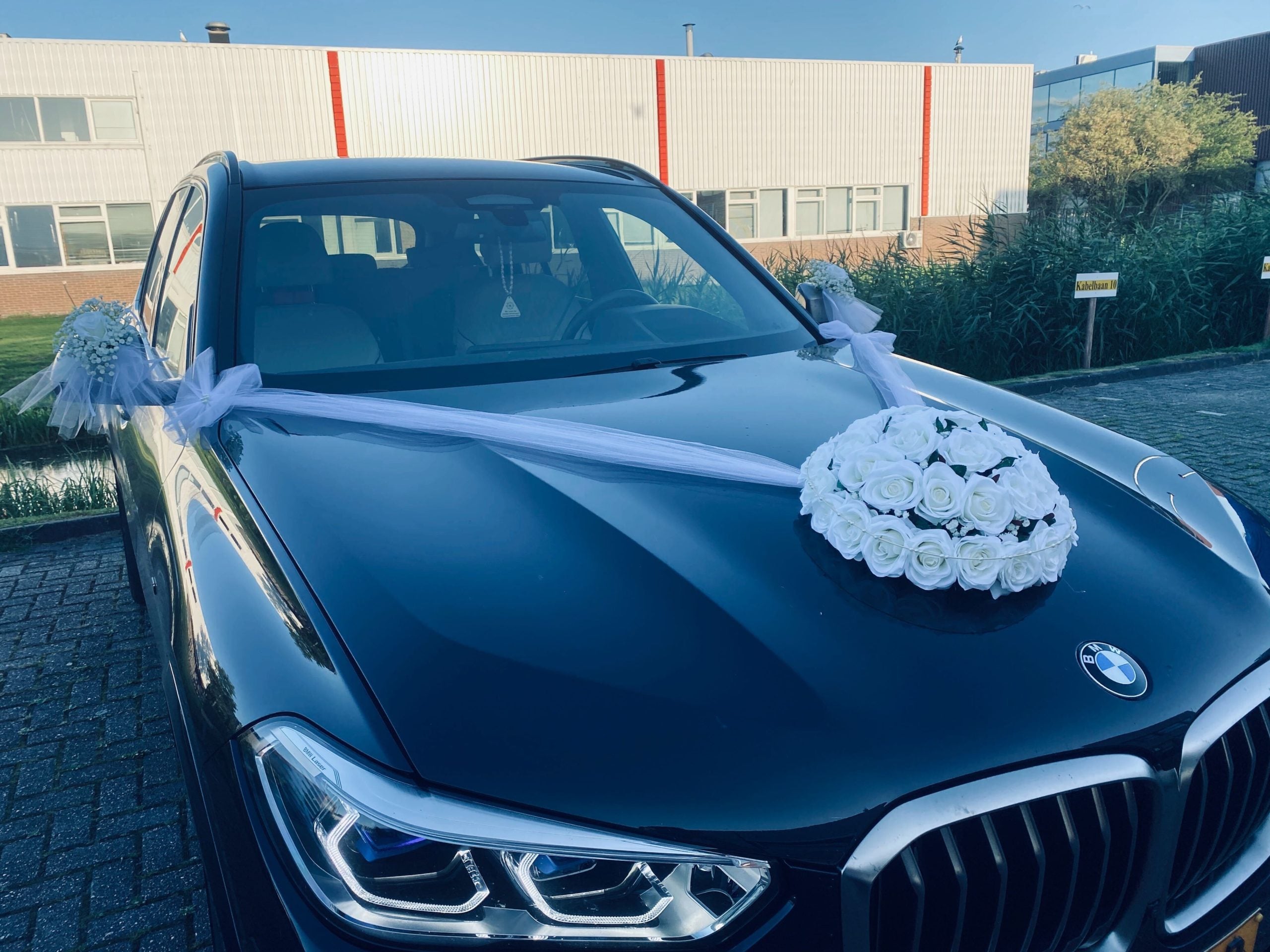 Luxe Trouwauto Decoratie: SANTE