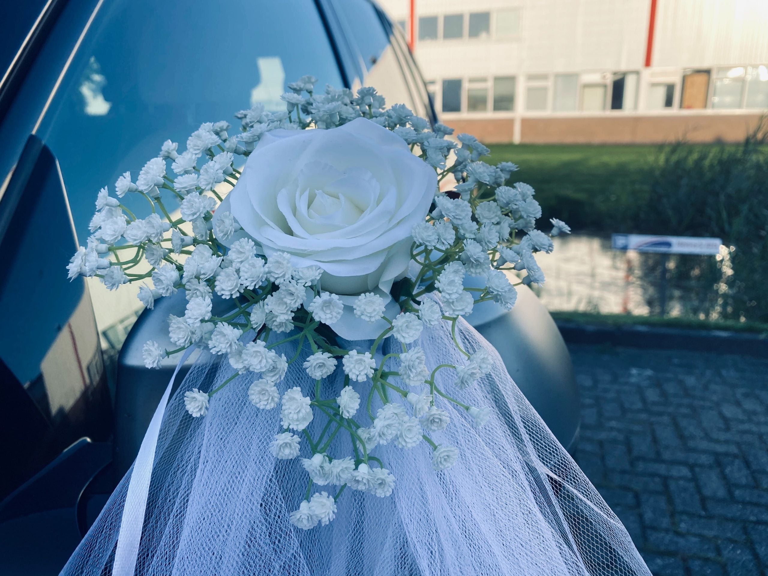 Luxe Trouwauto Decoratie: SANTE