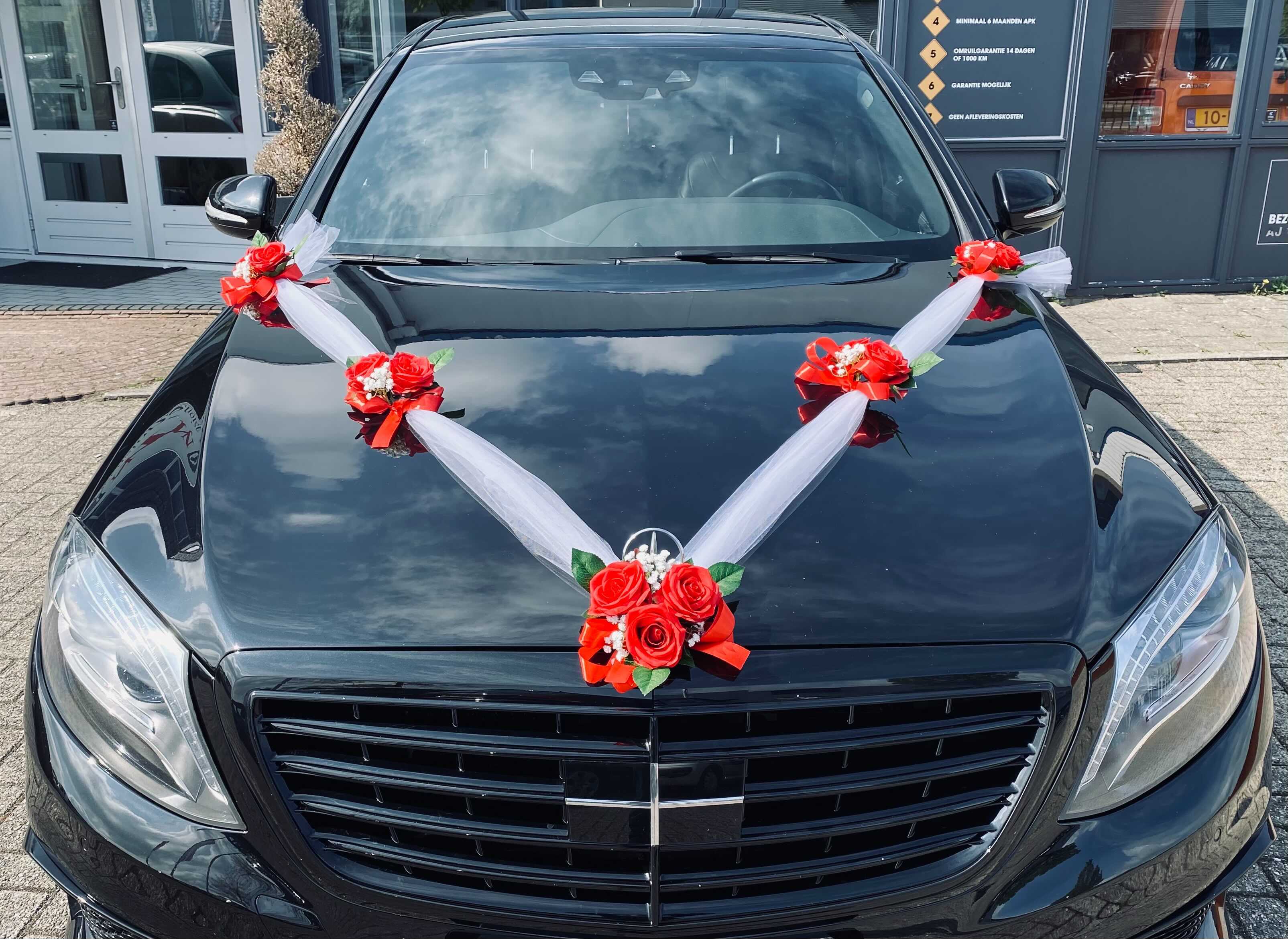 Luxe Trouwauto Decoratie: DOROTHA
